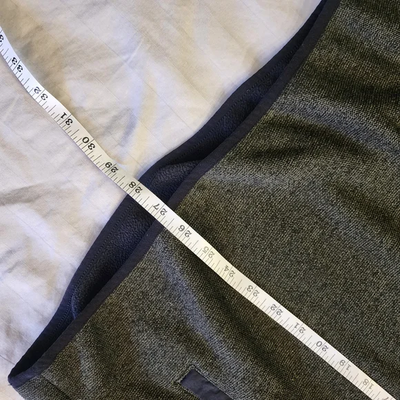 Eddie Bauer Men's Olive Crewneck Sweater - Picture 6 of 9